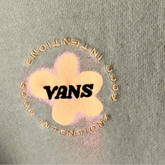 Van Off The Wall Long Sleeve Sweater Powder Blue with flowers women’s size L - Picture 3 of 9